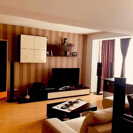 Cozy 2 Rooms Apartment Close To City Center Bucareste Exterior foto