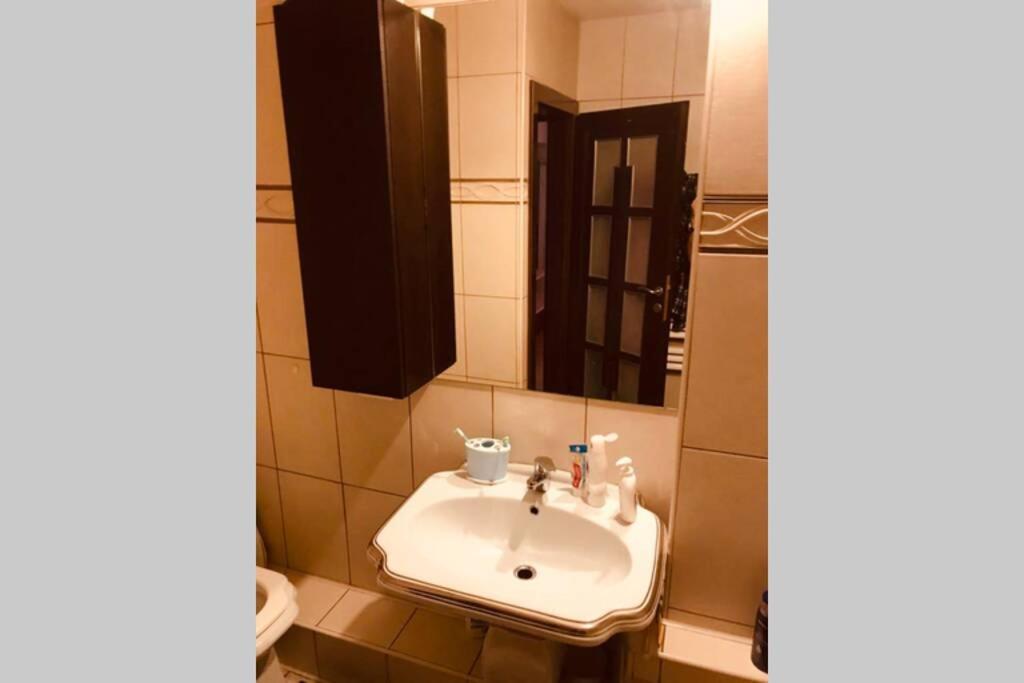 Cozy 2 Rooms Apartment Close To City Center Bucareste Exterior foto